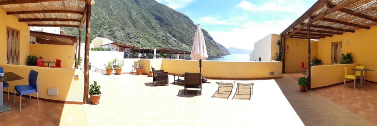 Albergo Seaside Leni Exterior foto