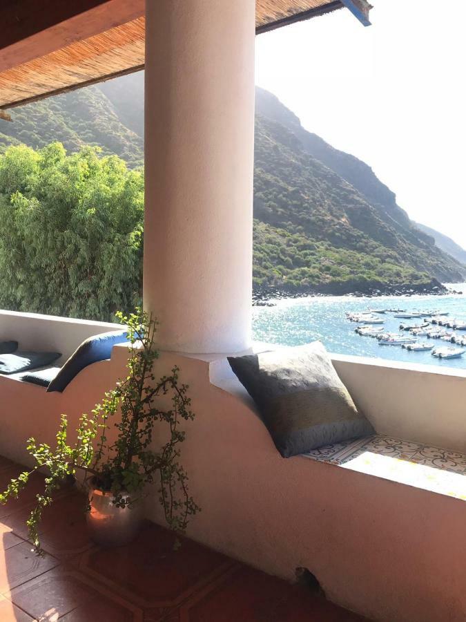 Albergo Seaside Leni Exterior foto